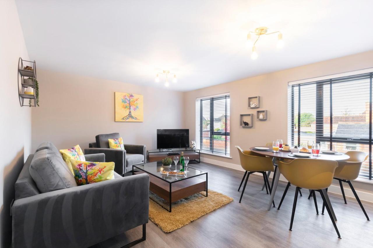 Elliot Oliver - Luxurious Two Bedroom Apartment With Parking Gloucester Eksteriør billede